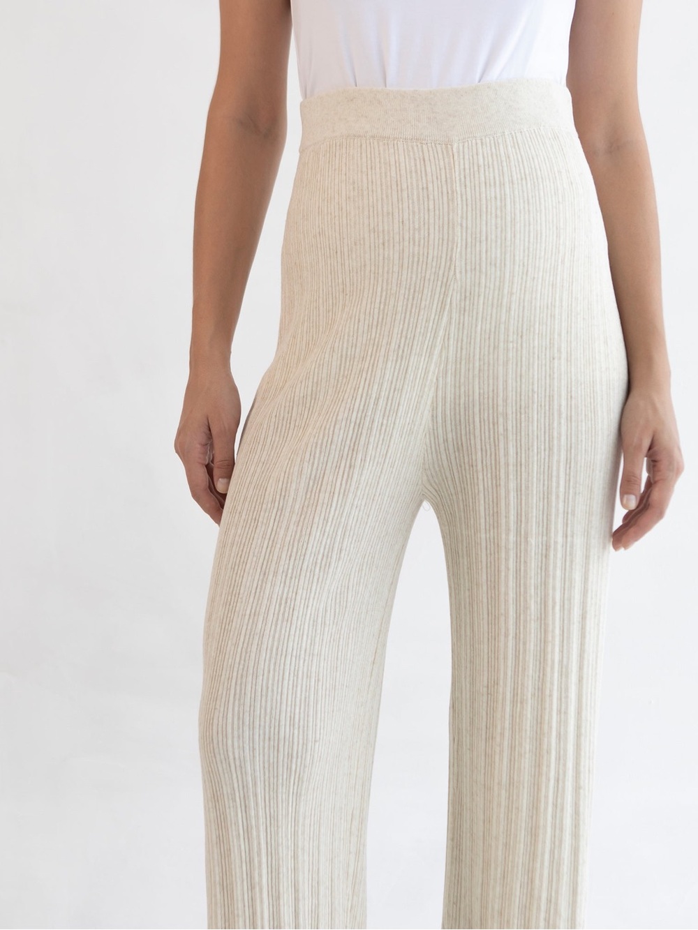 SOON MATERNITY | Linen Knit Beige Pants - Picture 4 of 10